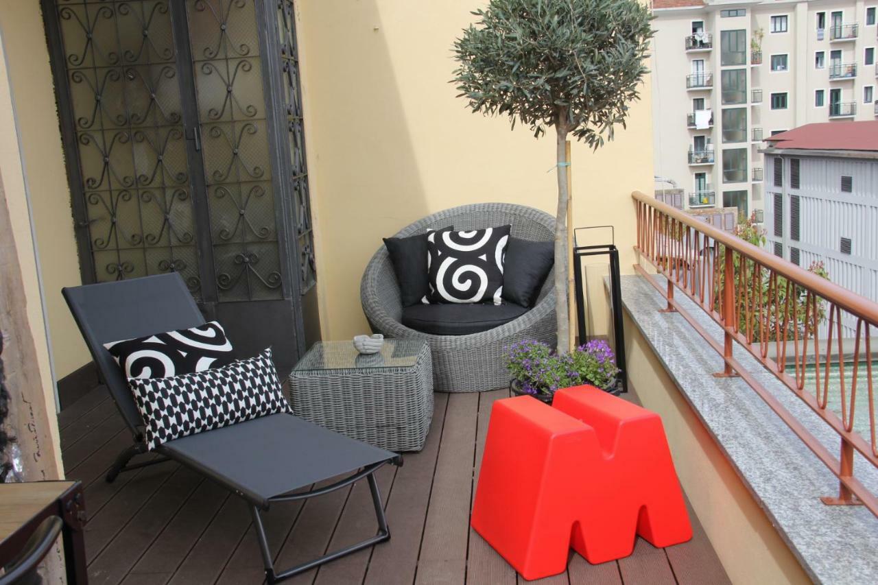 Sky6 Apartment Milan Bagian luar foto
