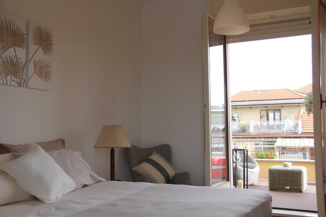 Sky6 Apartment Milan Bagian luar foto